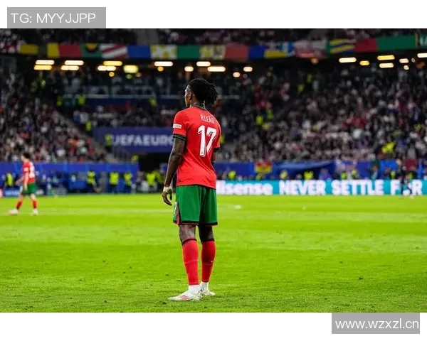 凯莱赫扑点神勇展现实力成功封堵C罗B费与姆巴佩的点球挑战 凯莱赫扑点神勇展现实力成功封堵C罗B费与姆巴佩的点球挑战