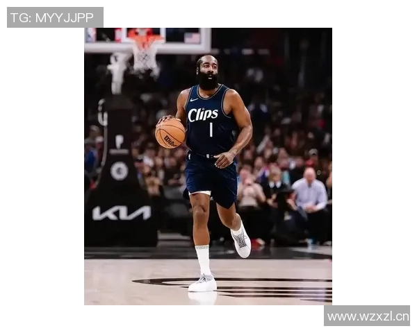 哈登表示球队阵容深度提升将努力寻找最佳阵容配置以争取胜利 哈登表示球队阵容深度提升将努力寻找最佳阵容配置以争取胜利