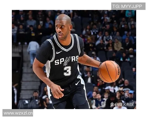 保罗掌舵经验丰富助攻8次虽无得分但贡献3篮板3抢断表现出色