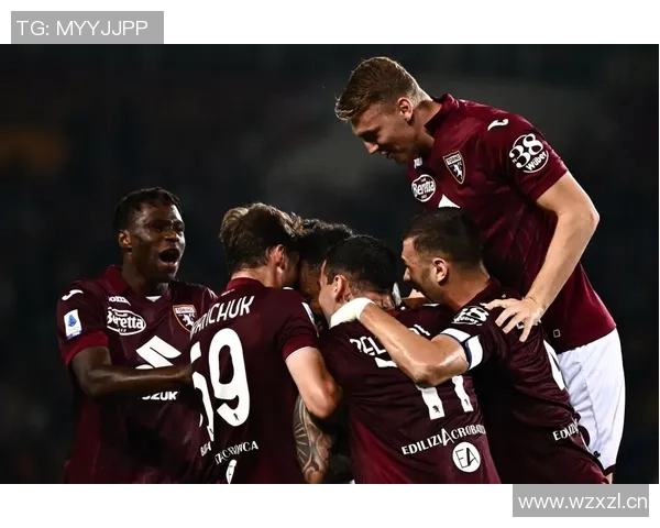 米兰2526赛季全家福揭晓阿莱格里与莫德里奇同框引发热议