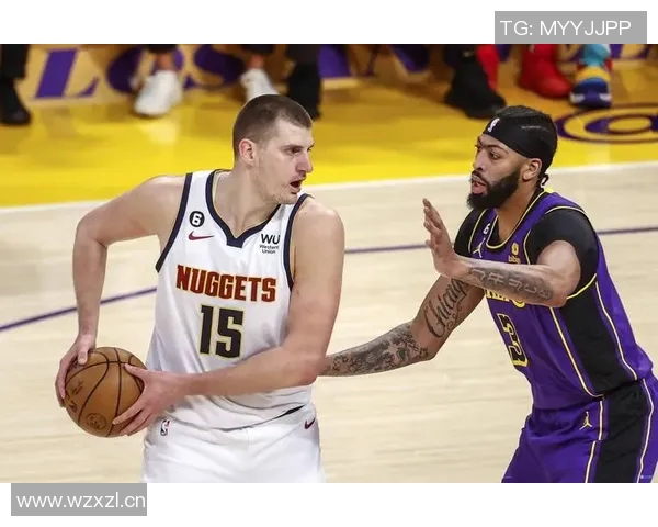 浓眉谈比赛表现：面对包夹我努力传球助队友得分