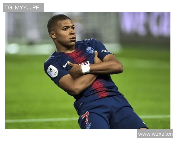 西媒报道姆巴佩对科纳特与于帕的评价称两人都是顶级球员