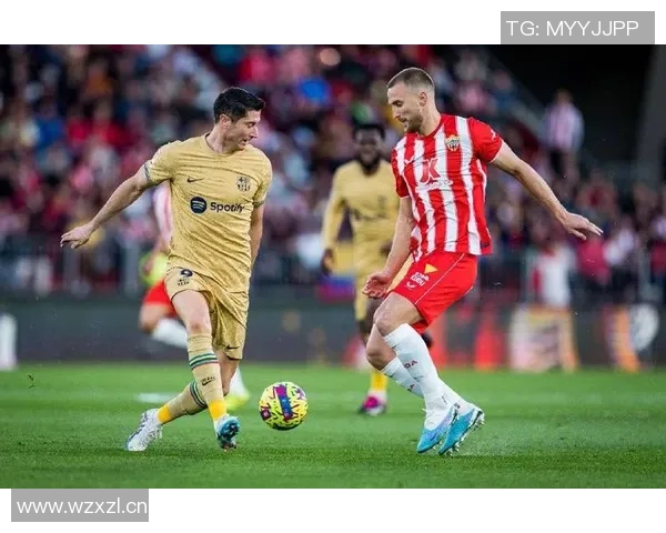 罗贝托与阿尔巴合影留念感慨岁月流逝祝福未来一切顺利